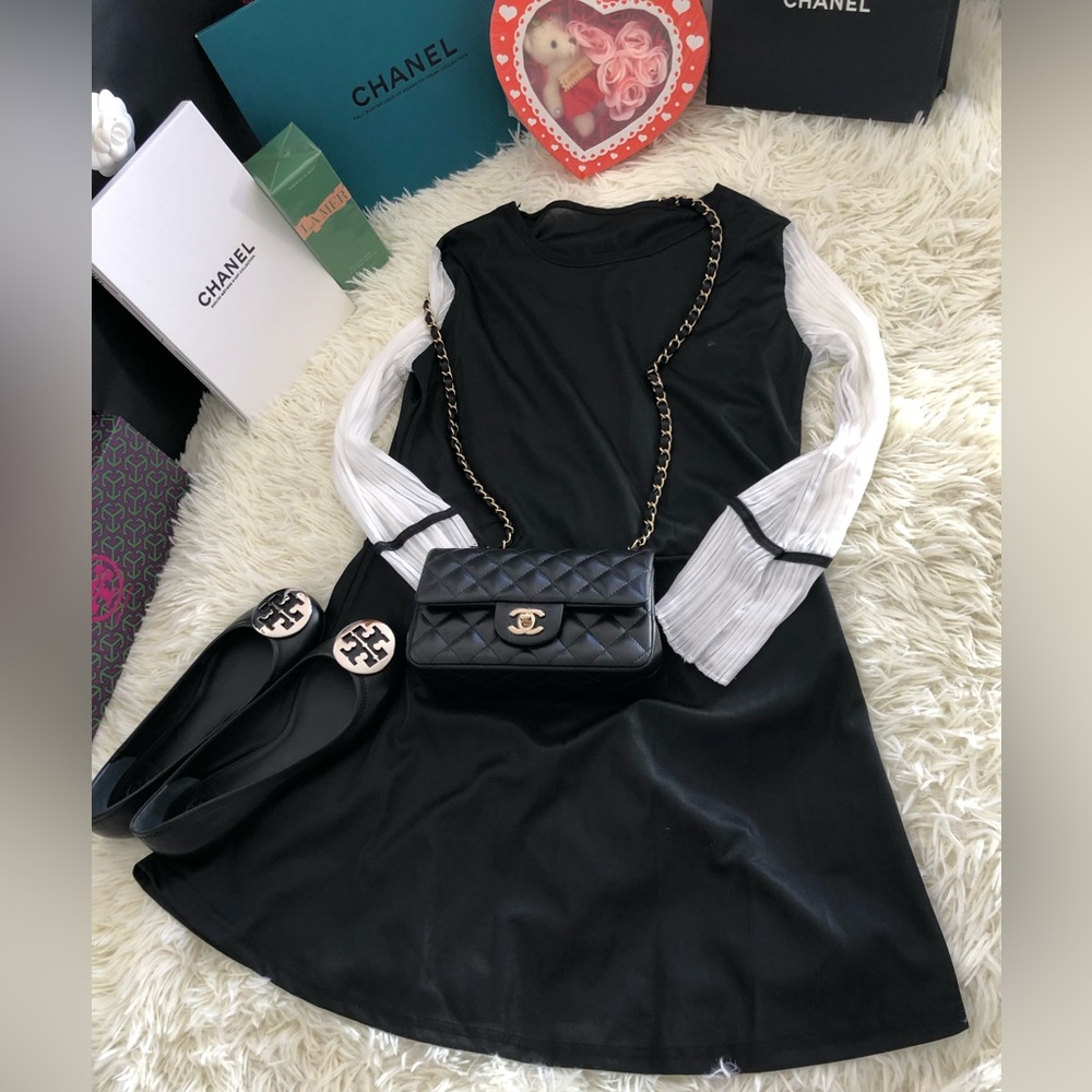 Dress Only (Free Hermès Table Book)